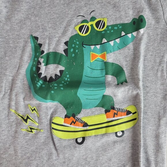 2/$15 Cat & Jack Pajama Set Gray SZ 8 Shorts Short Sleeves Alligator Skateboard - Picture 3 of 9